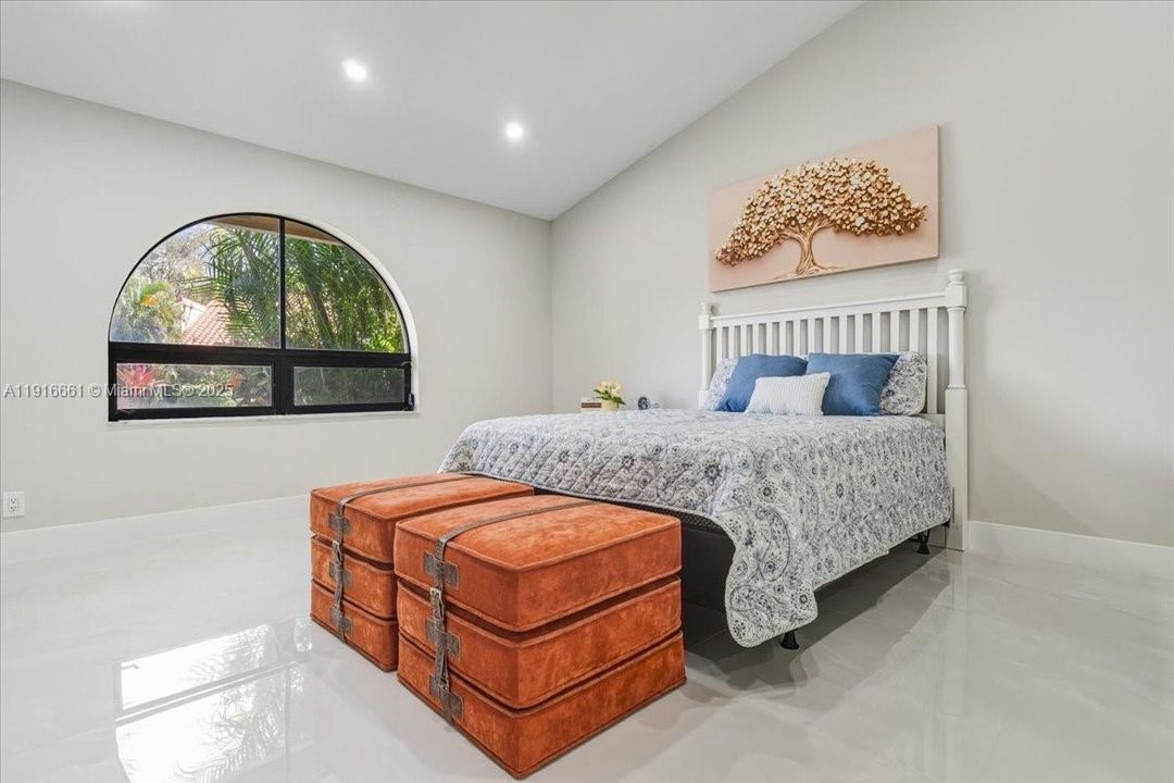 For Sale: $534,900 (2 beds, 2 baths, 0 Square Feet)