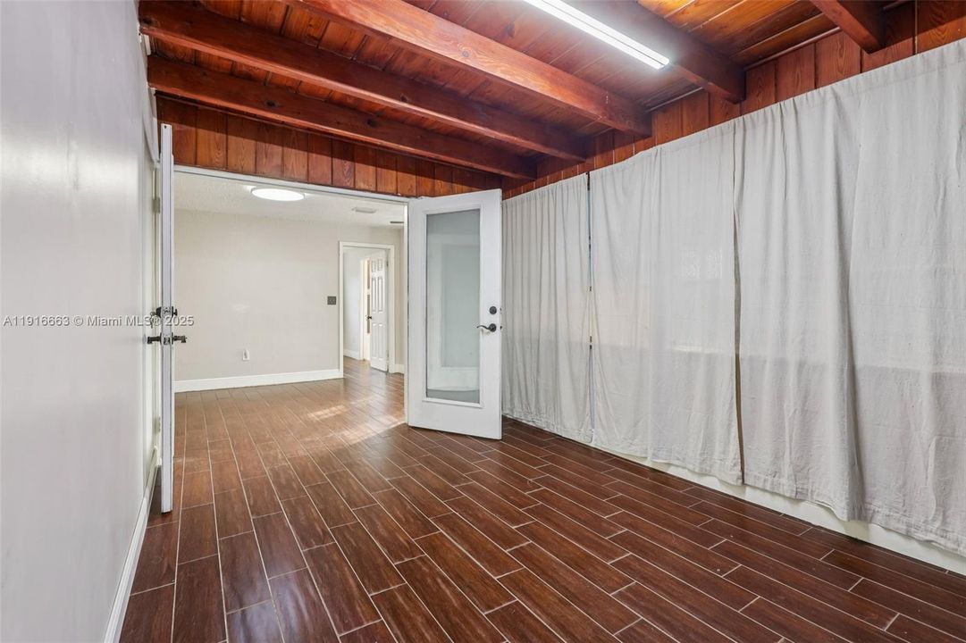 На продажу: $783,000 (4 спален, 3 ванн, 1808 Квадратных фут)