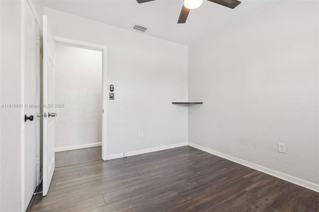 На продажу: $783,000 (4 спален, 3 ванн, 1808 Квадратных фут)