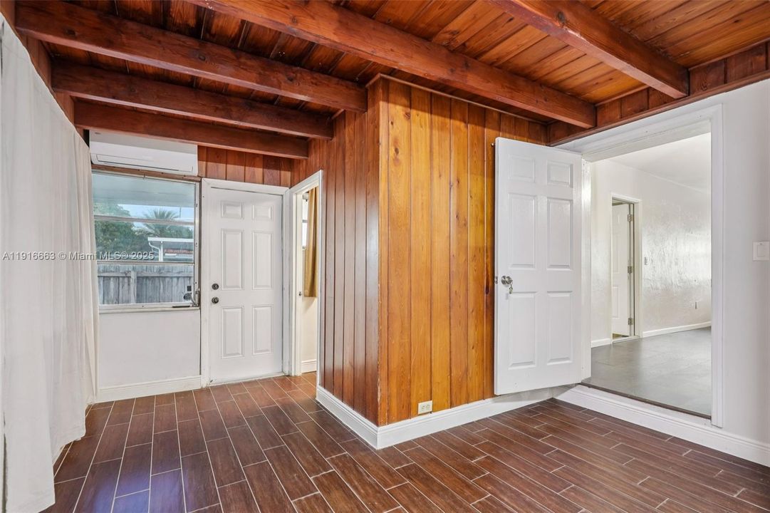 На продажу: $783,000 (4 спален, 3 ванн, 1808 Квадратных фут)