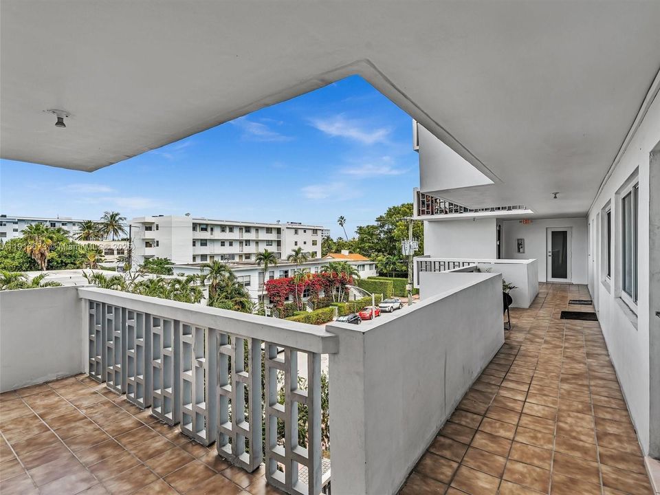 Exclusive Balcony #1