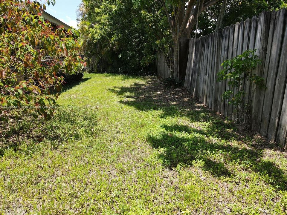 待售: $590,000 (3 贝兹, 2 浴室, 1647 平方英尺)