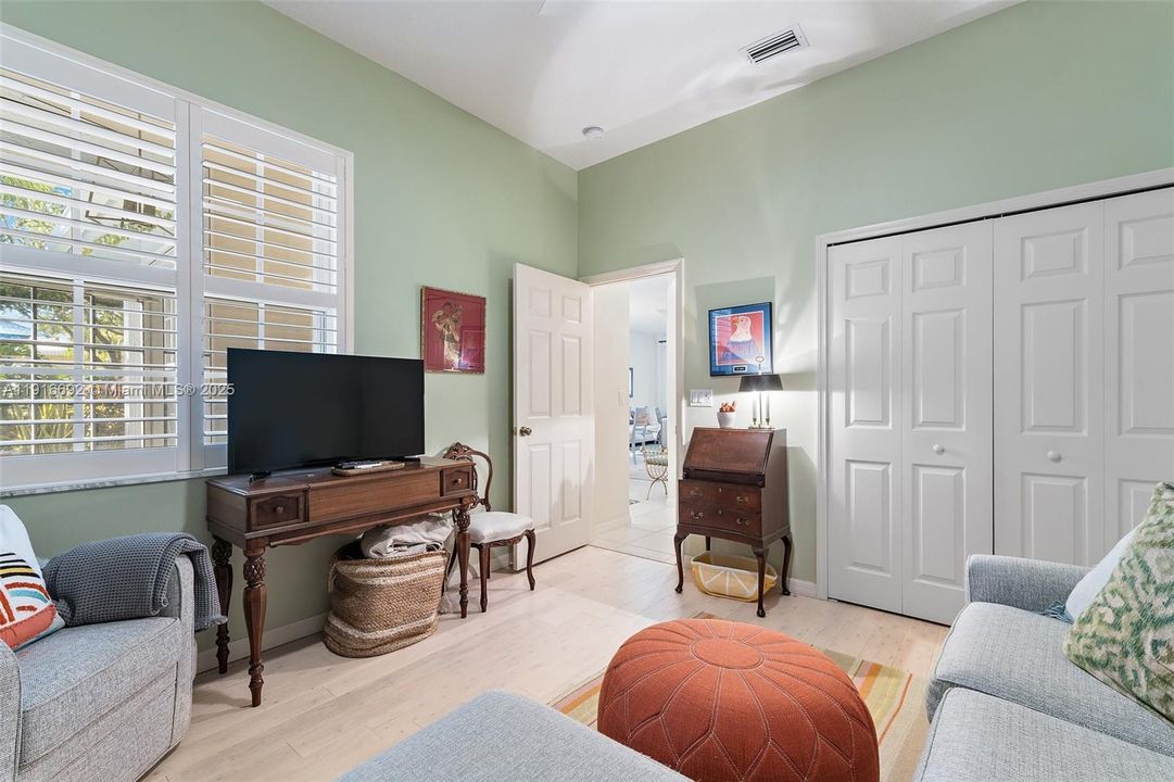 En Venta: $495,000 (2 camas, 2 baños, 1338 Pies cuadrados)