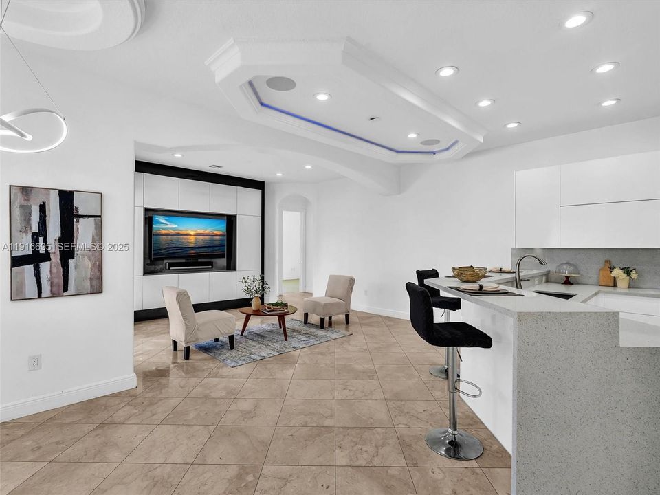 For Rent: $12,595 (5 beds, 4 baths, 4735 Square Feet)