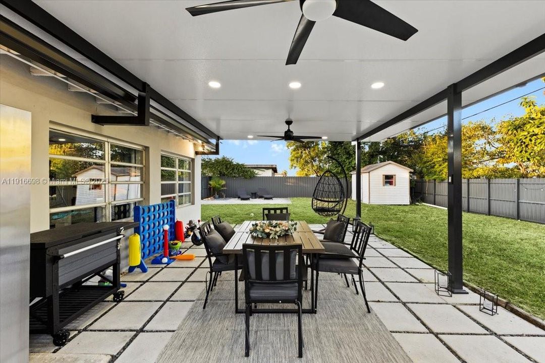 待售: $615,000 (3 贝兹, 1 浴室, 1165 平方英尺)