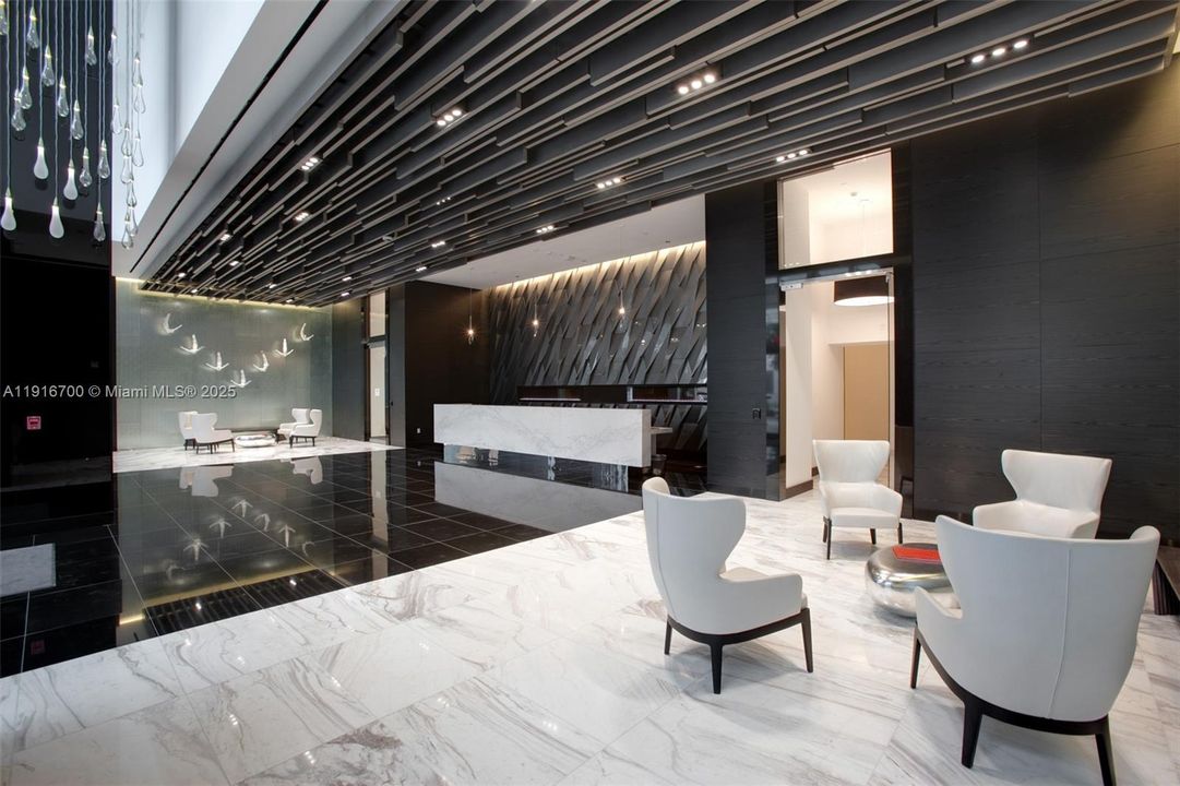 For Sale: $775,000 (1 beds, 2 baths, 1294 Square Feet)