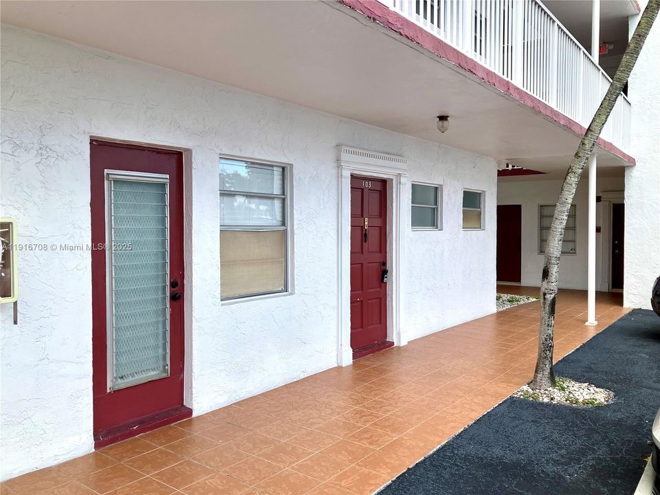 Fully Renovated Interior!