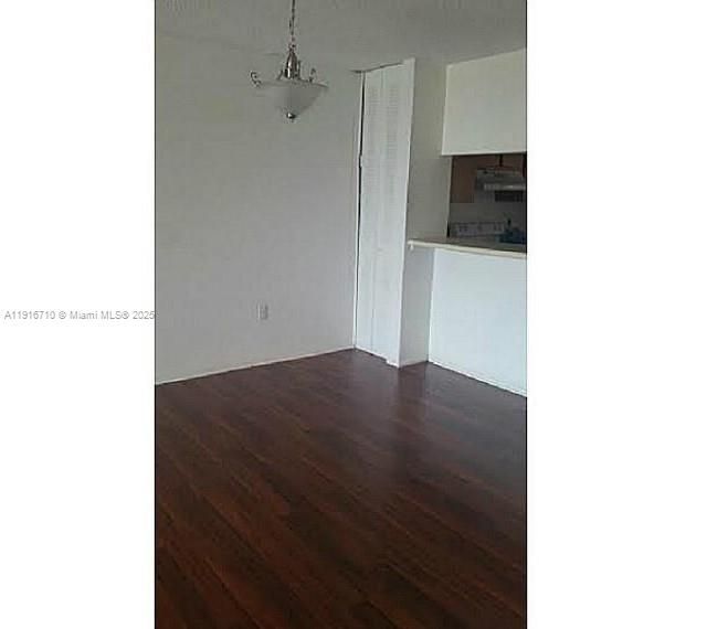 For Sale: $165,000 (2 beds, 2 baths, 800 Square Feet)