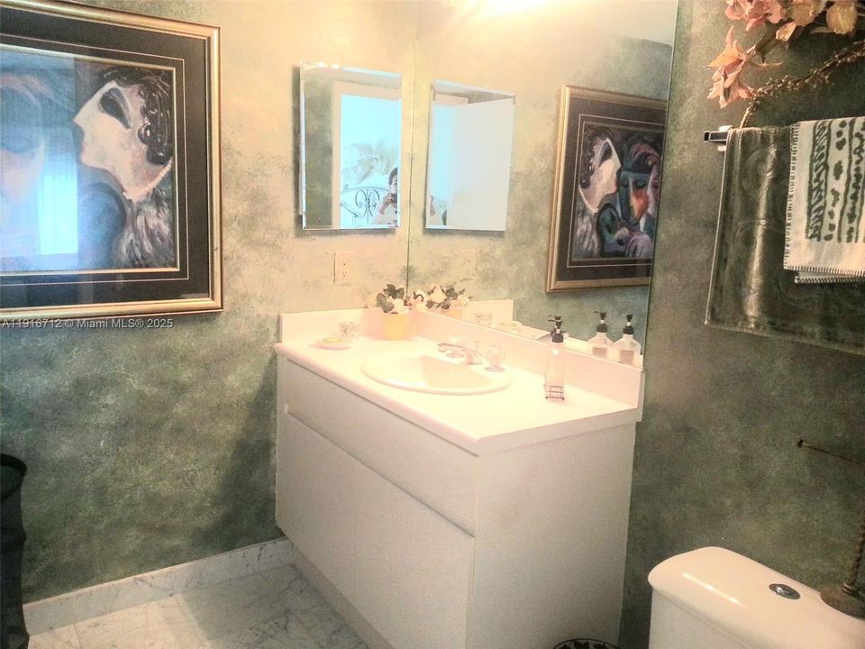 待售: $1,350,000 (3 贝兹, 3 浴室, 2340 平方英尺)