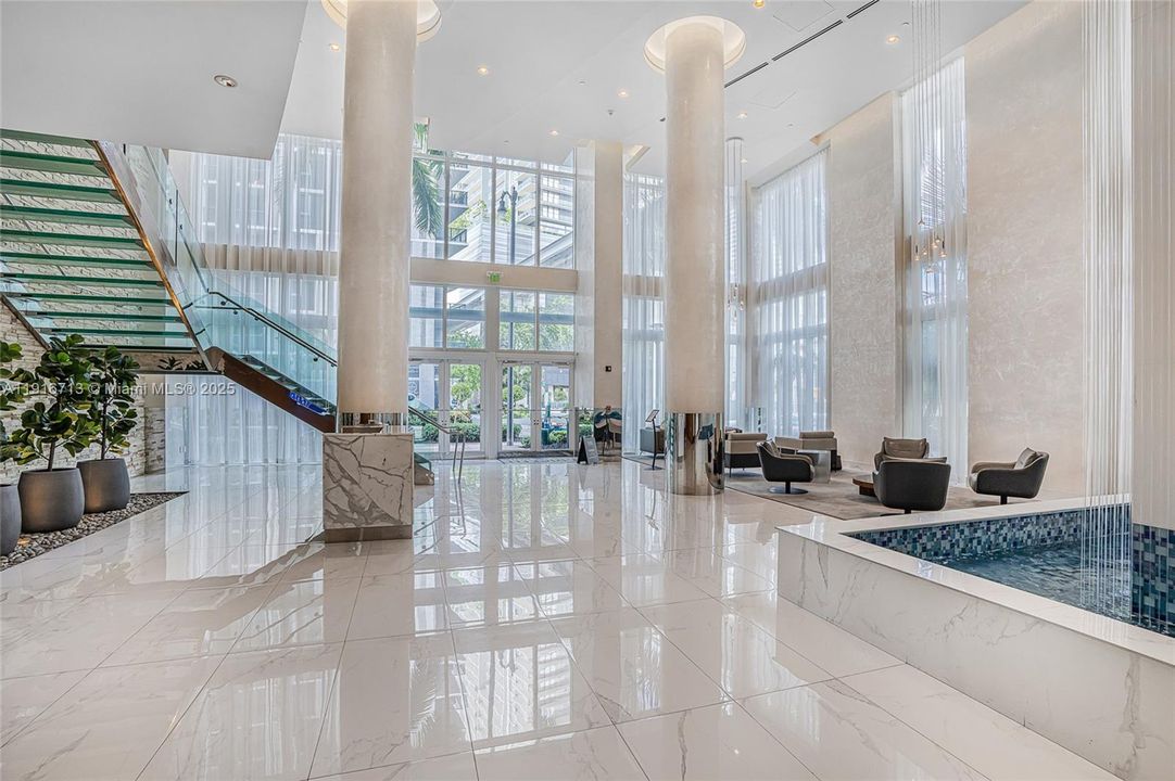 En Venta: $475,000 (1 camas, 1 baños, 1058 Pies cuadrados)