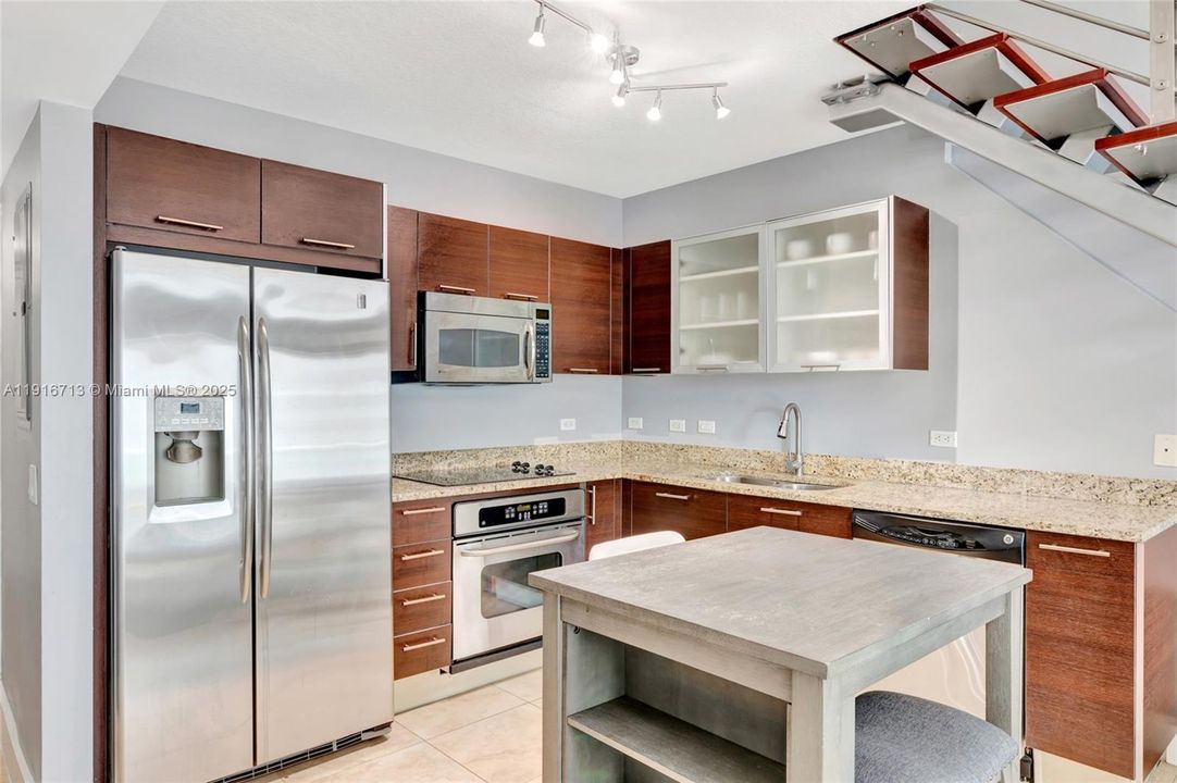 En Venta: $475,000 (1 camas, 1 baños, 1058 Pies cuadrados)