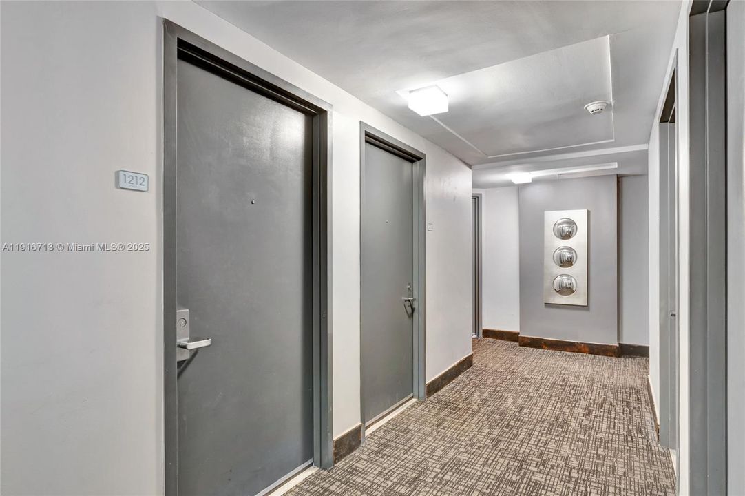 En Venta: $475,000 (1 camas, 1 baños, 1058 Pies cuadrados)