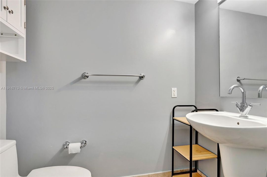 En Venta: $475,000 (1 camas, 1 baños, 1058 Pies cuadrados)