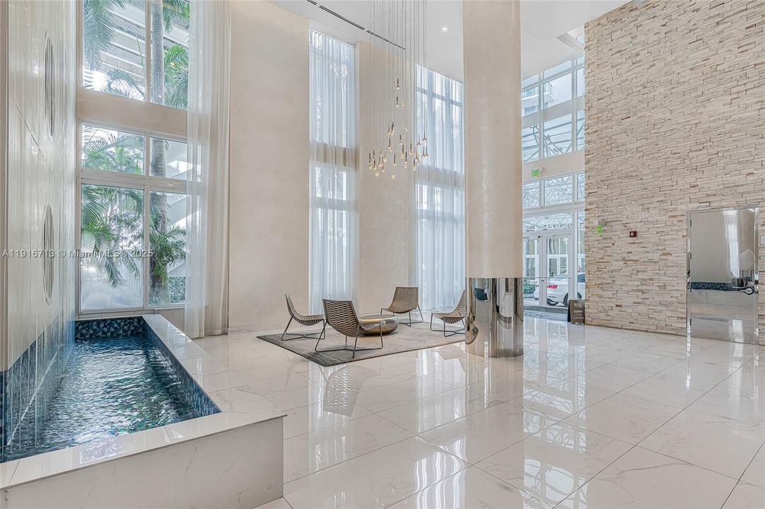 En Venta: $475,000 (1 camas, 1 baños, 1058 Pies cuadrados)