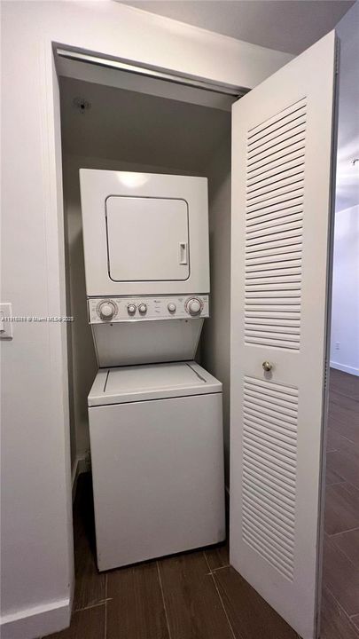 For Rent: $3,200 (2 beds, 2 baths, 667 Square Feet)