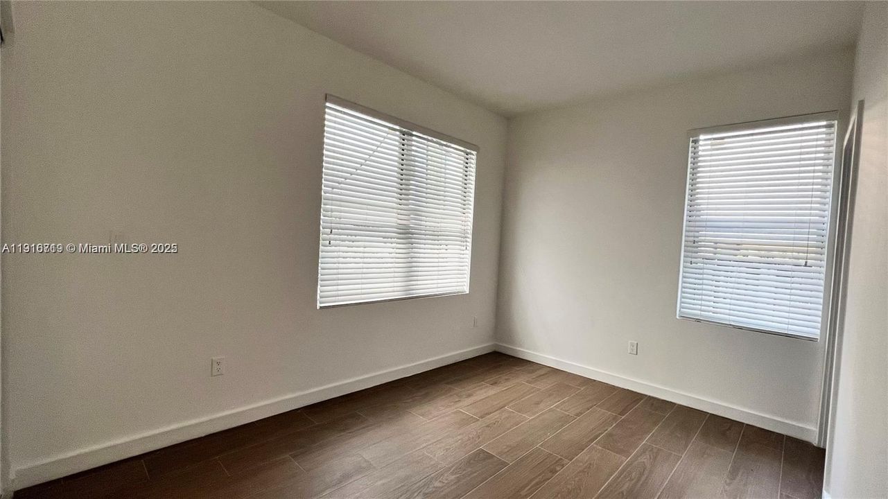 For Rent: $3,200 (2 beds, 2 baths, 667 Square Feet)