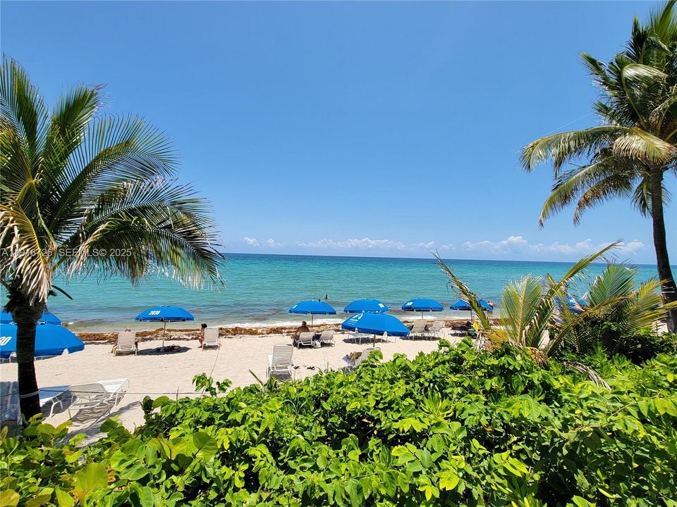 PRIVATE BEACH ACCESS