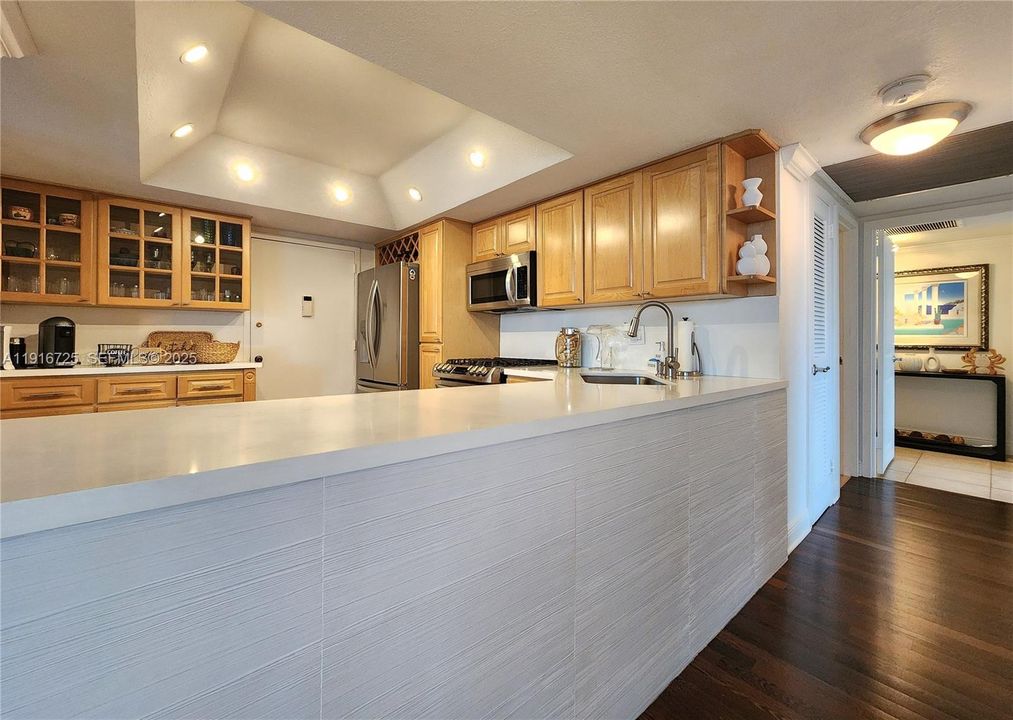 Recently Rented: $4,800 (2 beds, 2 baths, 1312 Square Feet)