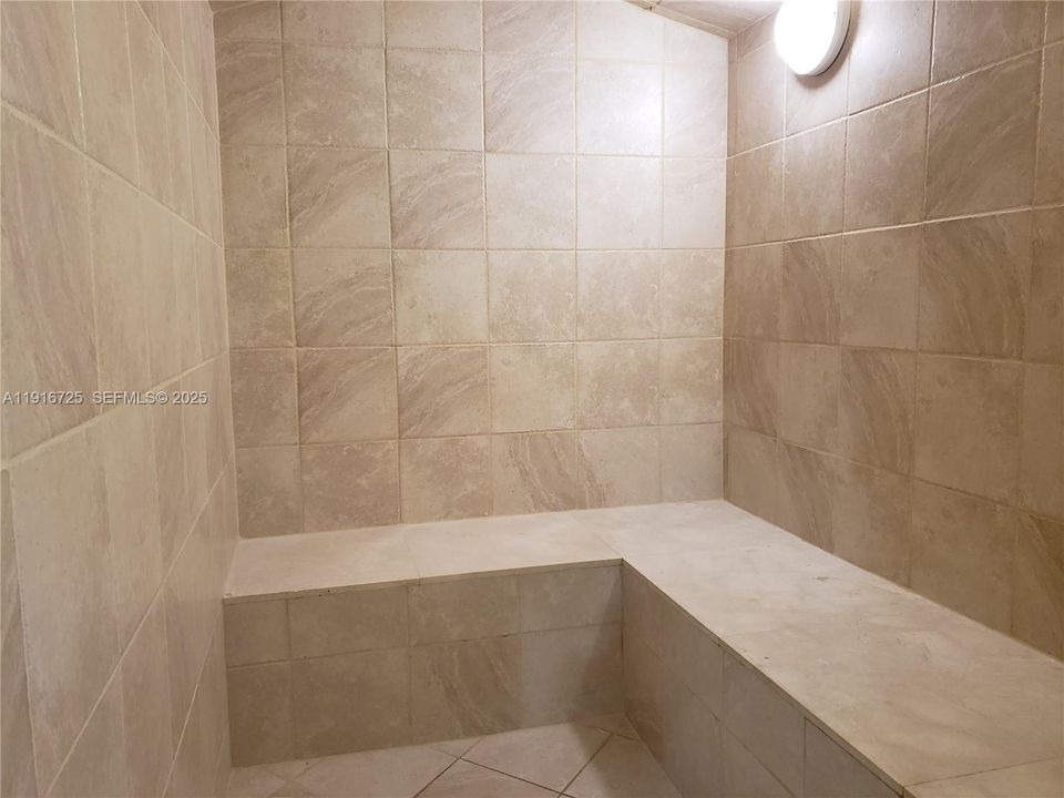 Recently Rented: $4,800 (2 beds, 2 baths, 1312 Square Feet)