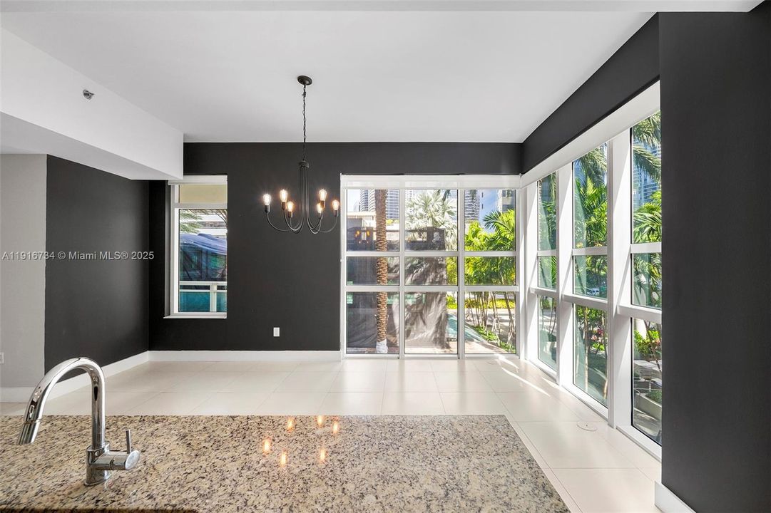 For Rent: $5,000 (2 beds, 2 baths, 1435 Square Feet)