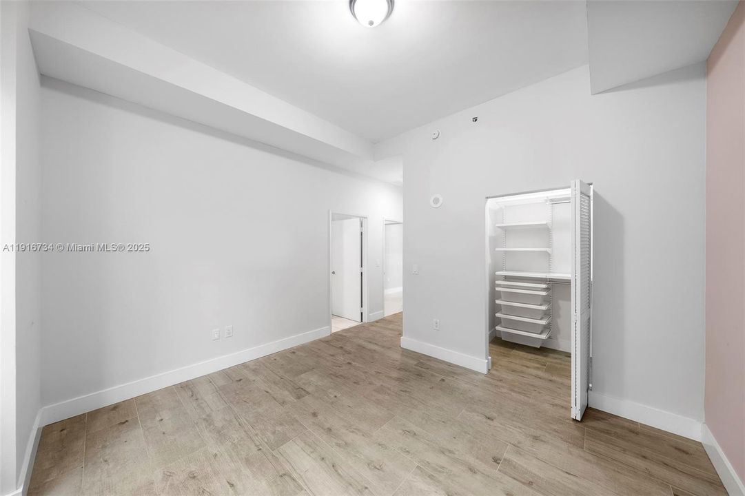 For Rent: $5,000 (2 beds, 2 baths, 1435 Square Feet)