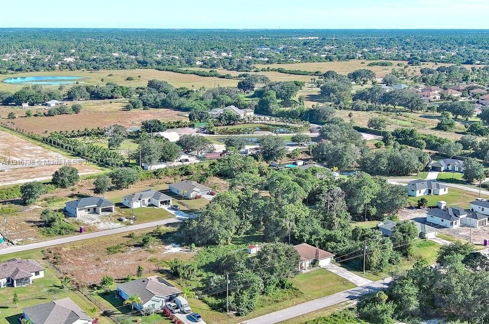 For Sale: $32,000 (0.24 acres)