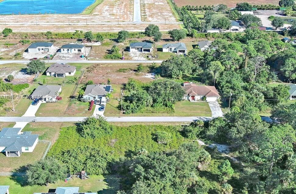 For Sale: $32,000 (0.24 acres)