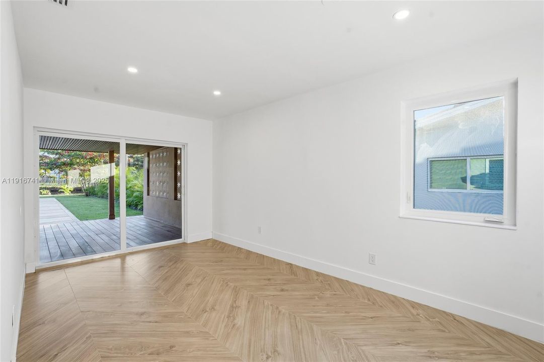 En Venta: $2,490,000 (4 camas, 3 baños, 2149 Pies cuadrados)