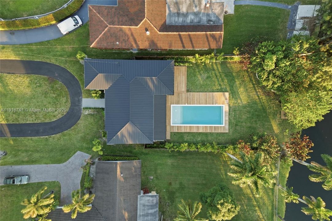 En Venta: $2,490,000 (4 camas, 3 baños, 2149 Pies cuadrados)