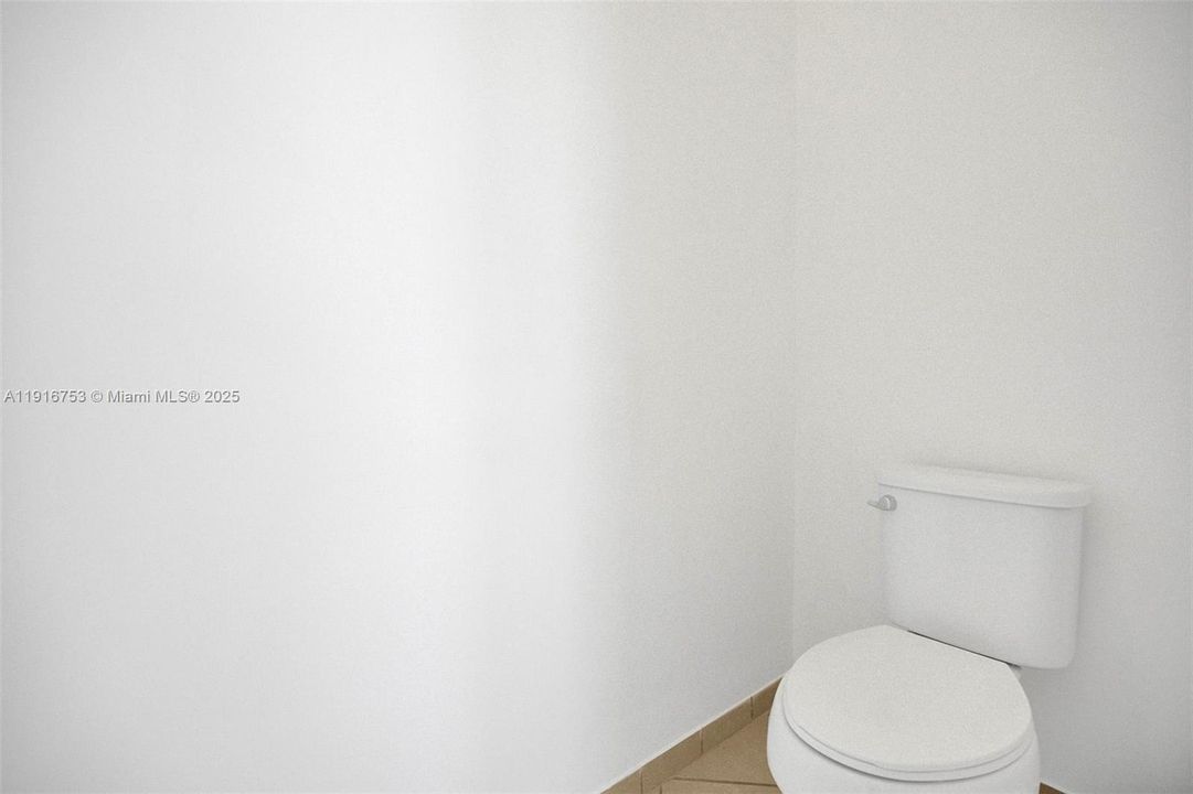 В аренду: $5,000 (5 спален, 3 ванн, 3316 Квадратных фут)