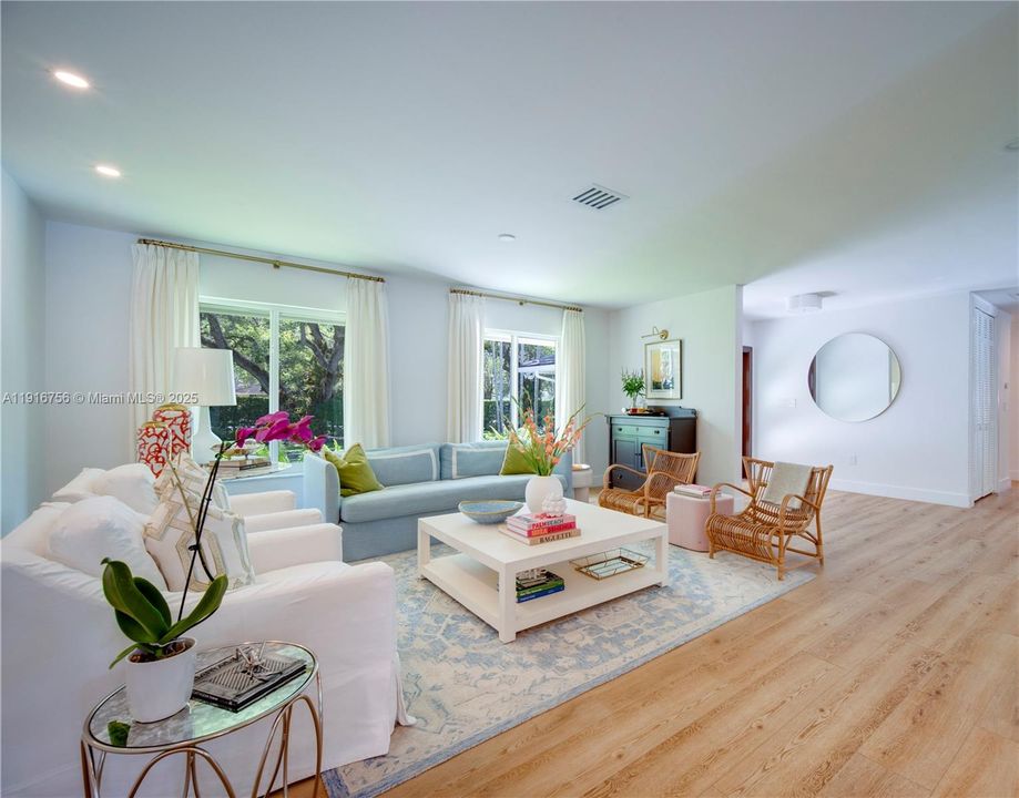 For Rent: $17,500 (4 beds, 3 baths, 2906 Square Feet)