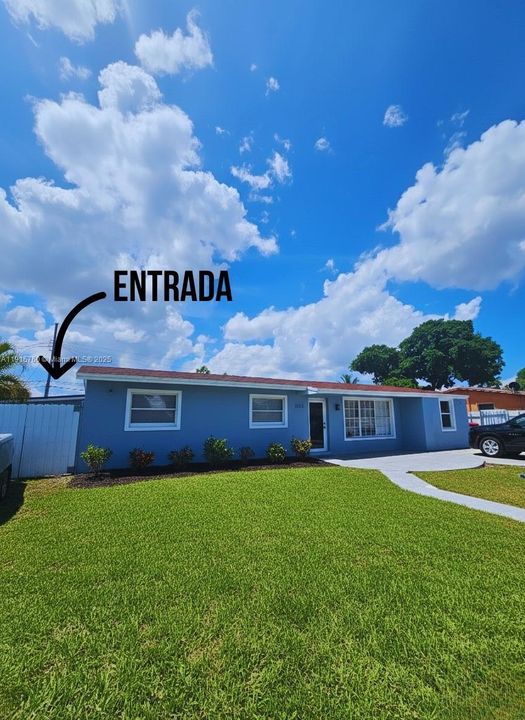 For Rent: $1,400 (1 beds, 1 baths, 1422 Square Feet)