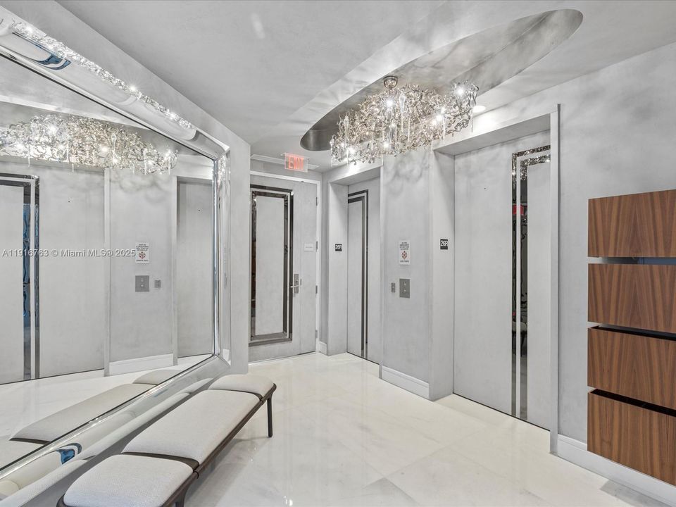 For Sale: $7,800,000 (4 beds, 5 baths, 2987 Square Feet)