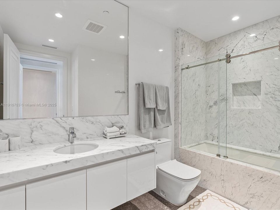 For Sale: $7,800,000 (4 beds, 5 baths, 2987 Square Feet)