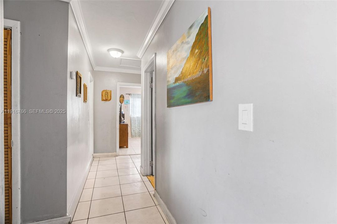 待售: $565,000 (3 贝兹, 2 浴室, 1350 平方英尺)