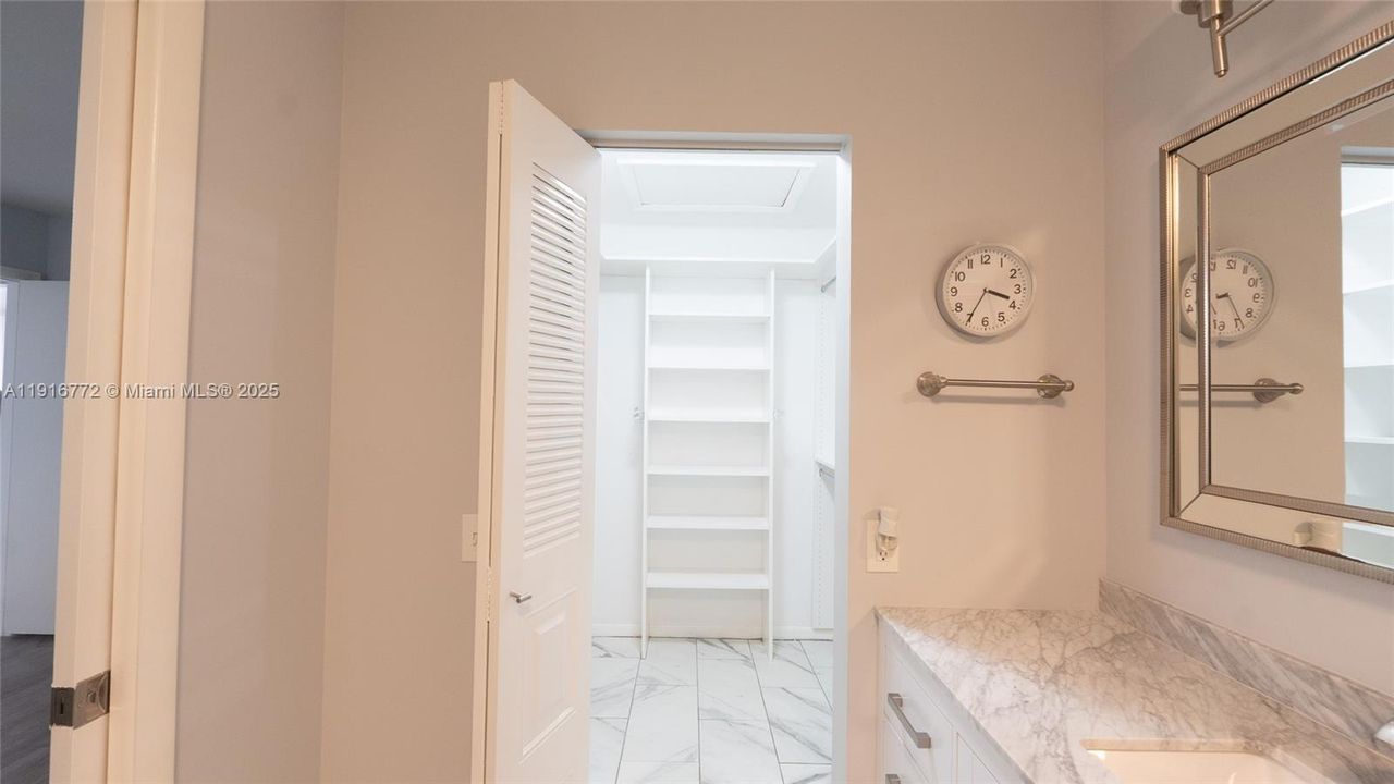 En Renta: $3,200 (3 camas, 2 baños, 1719 Pies cuadrados)