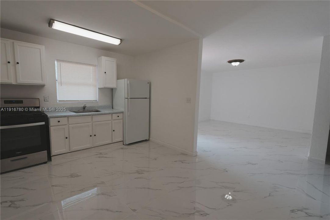 Недавно арендовано: $1,750 (2 спален, 1 ванн, 791 Квадратных фут)