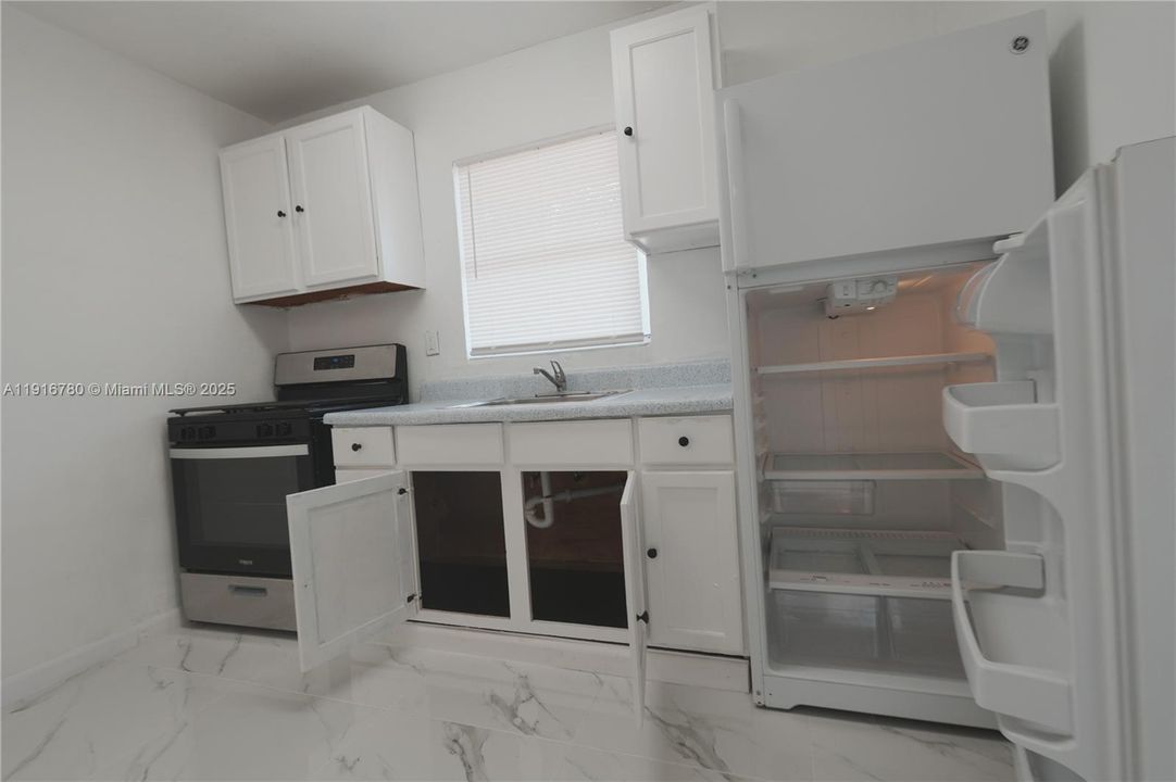 Недавно арендовано: $1,750 (2 спален, 1 ванн, 791 Квадратных фут)