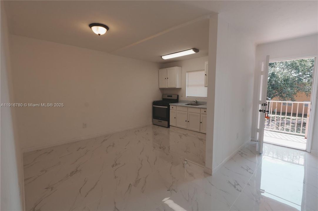 Недавно арендовано: $1,750 (2 спален, 1 ванн, 791 Квадратных фут)