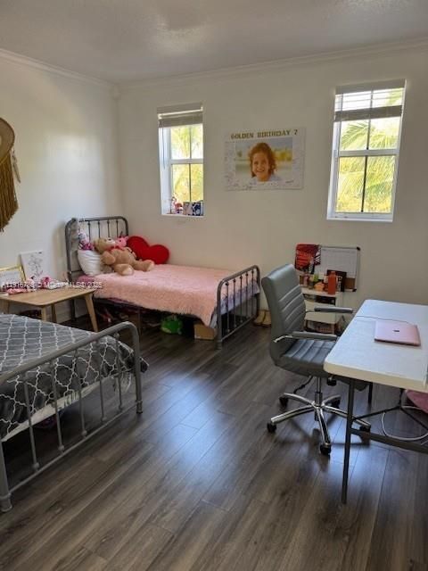 出租: $9,500 (5 贝兹, 4 浴室, 2770 平方英尺)