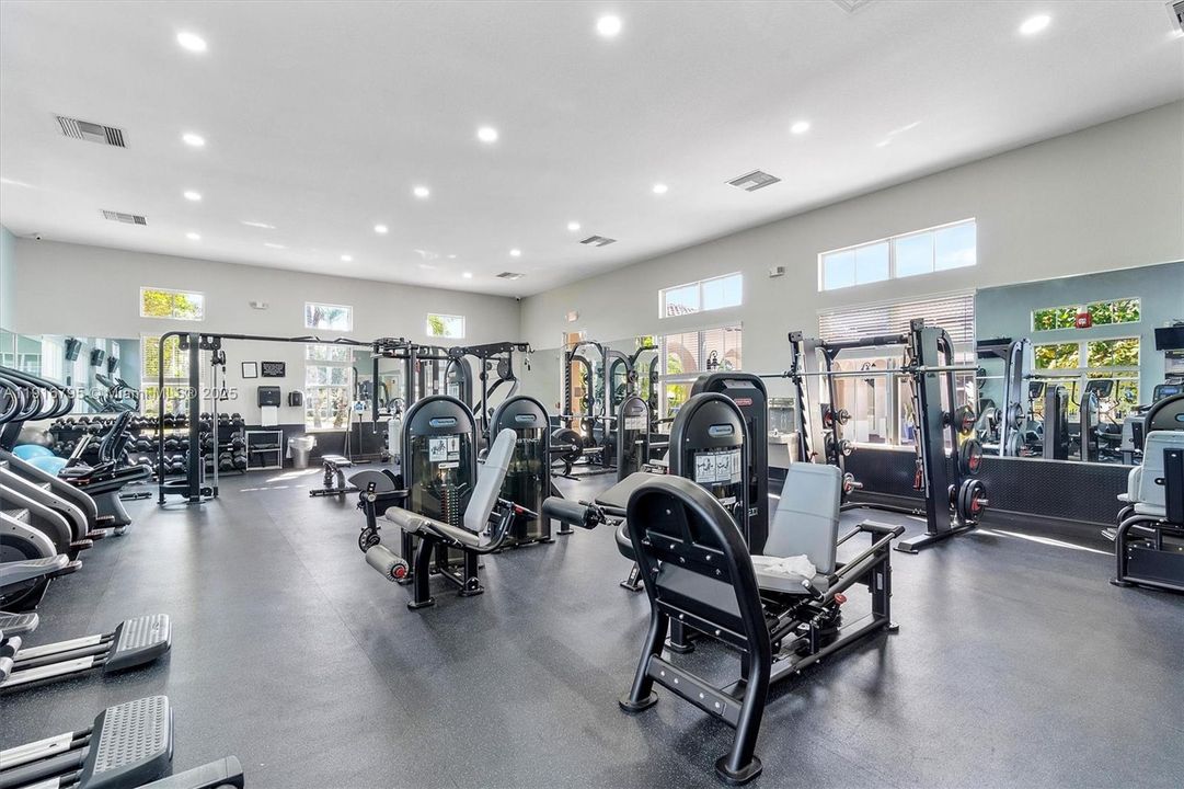 待售: $645,000 (5 贝兹, 3 浴室, 2924 平方英尺)