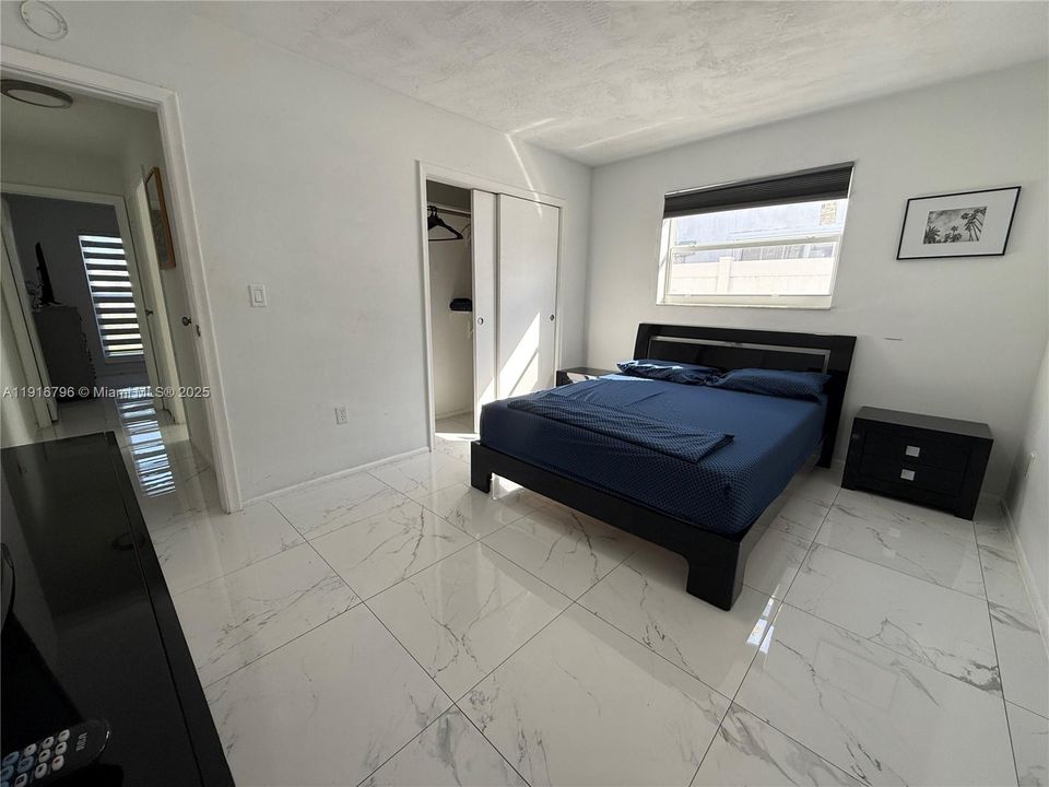 出租: $4,300 (4 贝兹, 2 浴室, 1773 平方英尺)