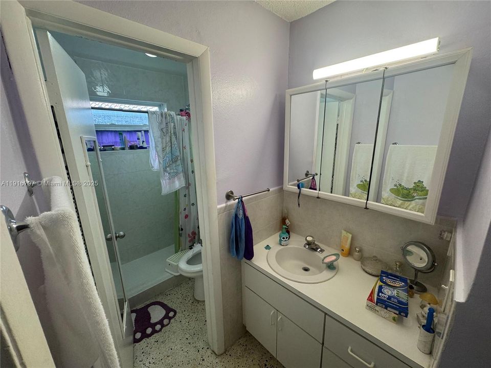 For Sale: $820,000 (0 beds, 0 baths, 2352 Square Feet)