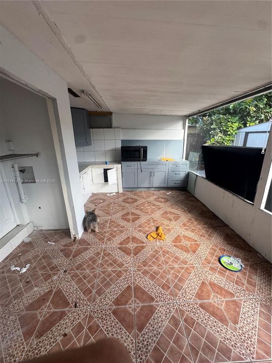 For Sale: $820,000 (0 beds, 0 baths, 2352 Square Feet)