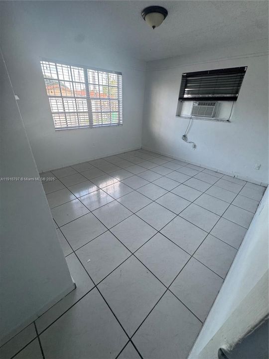 For Sale: $820,000 (0 beds, 0 baths, 2352 Square Feet)