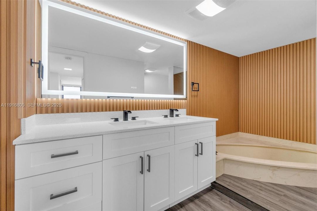 For Rent: $4,500 (2 beds, 2 baths, 1541 Square Feet)