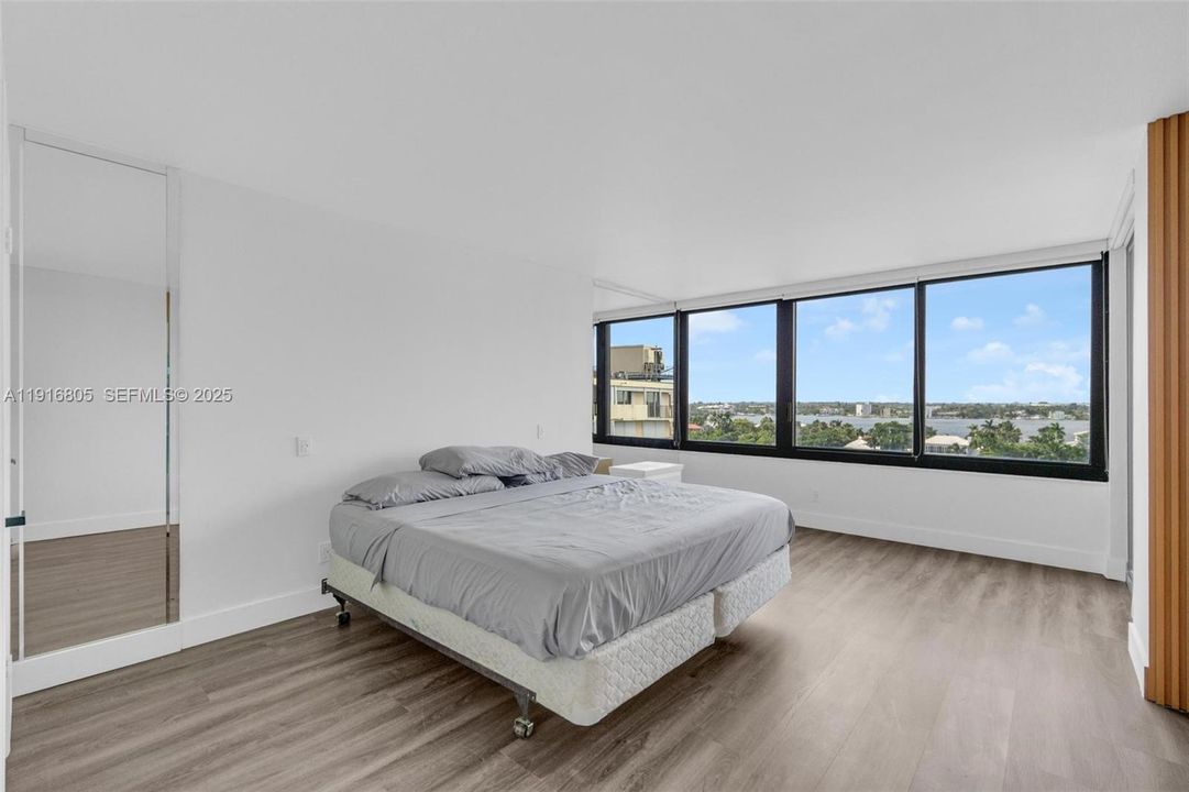 For Rent: $4,500 (2 beds, 2 baths, 1541 Square Feet)