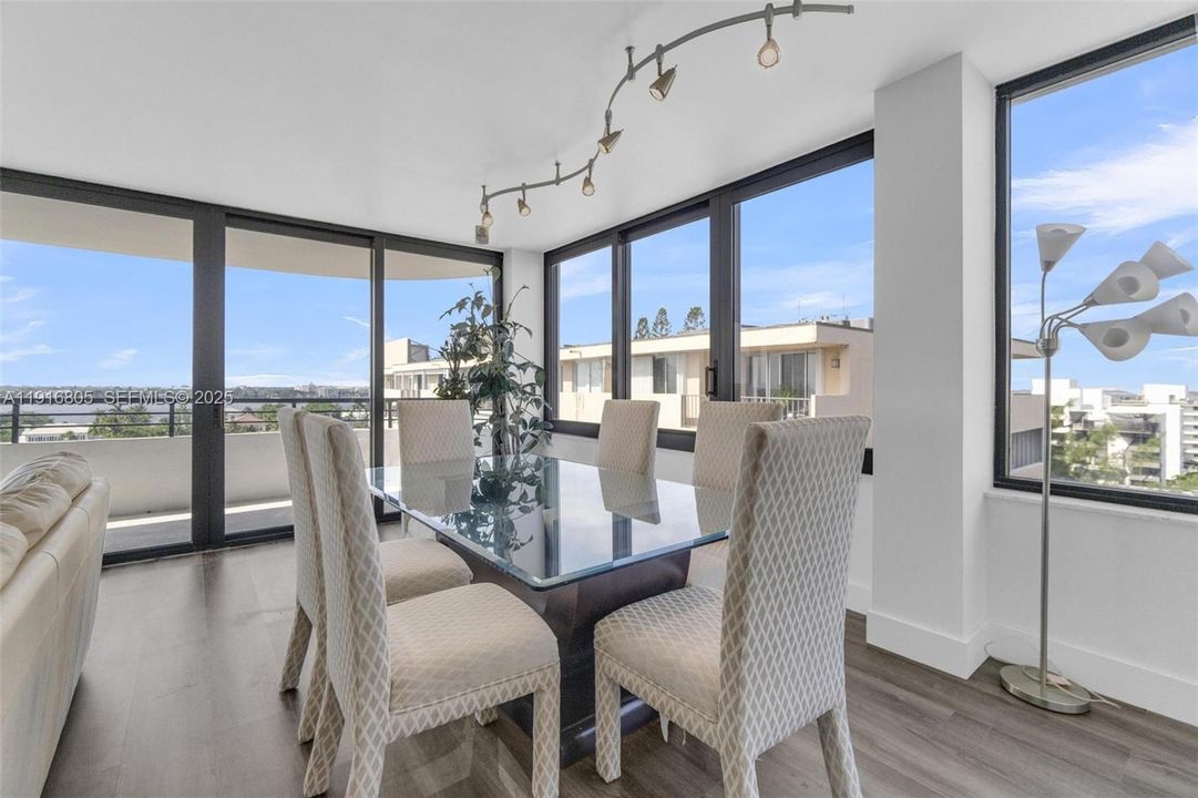 For Rent: $4,500 (2 beds, 2 baths, 1541 Square Feet)