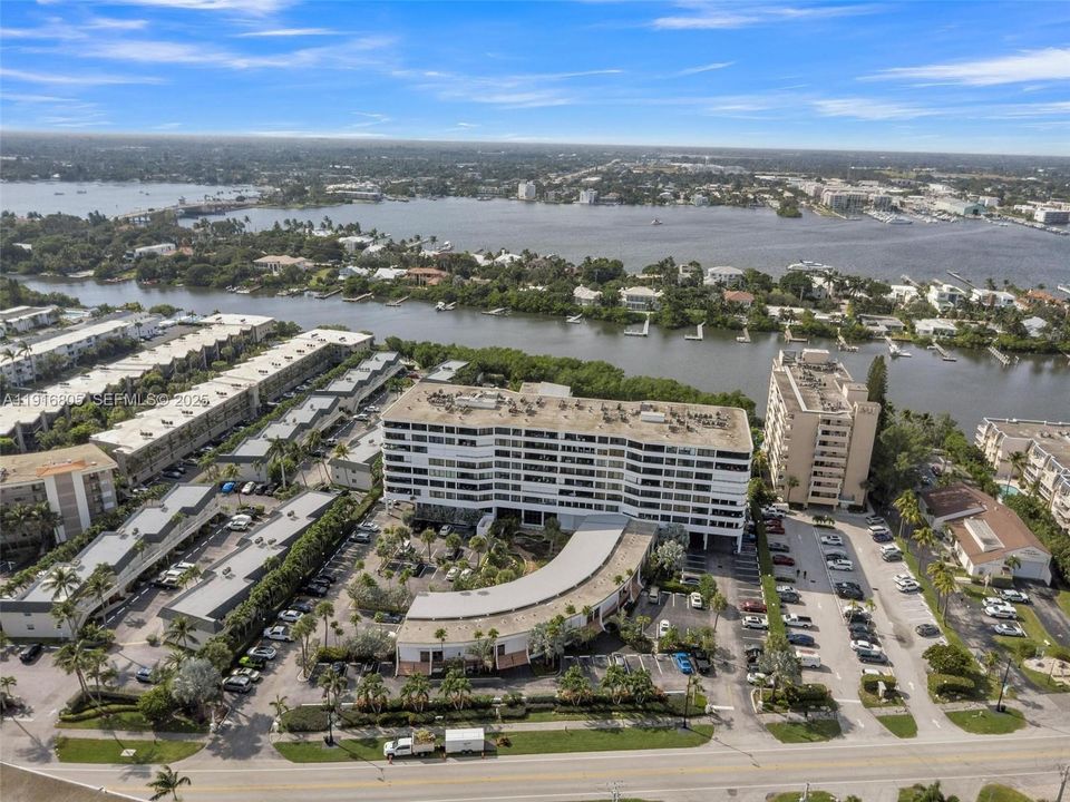 For Rent: $4,500 (2 beds, 2 baths, 1541 Square Feet)