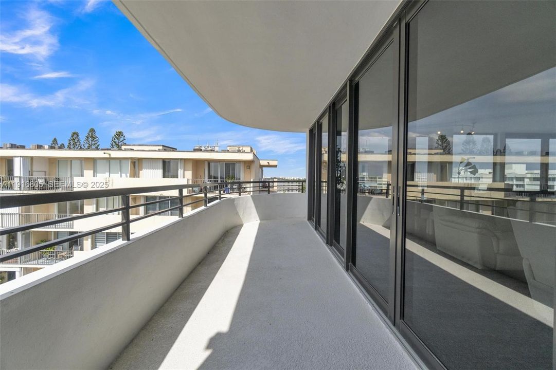 For Rent: $4,500 (2 beds, 2 baths, 1541 Square Feet)